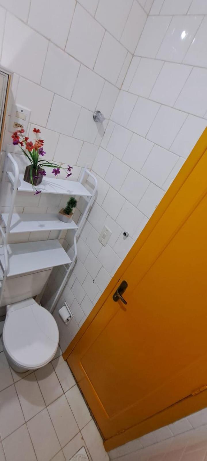 Apartamento temporada 200m Praia do Forte, Cabo Frio