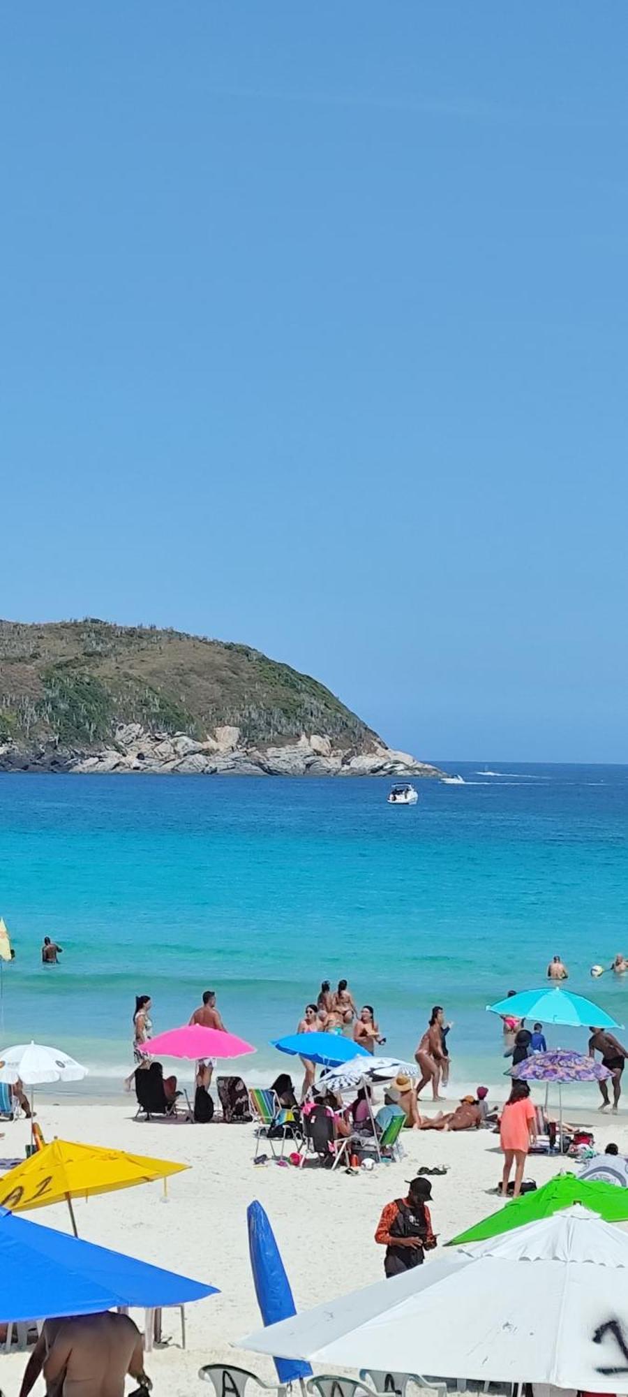 Apartamento temporada 200m Praia do Forte, Cabo Frio Apartamento *